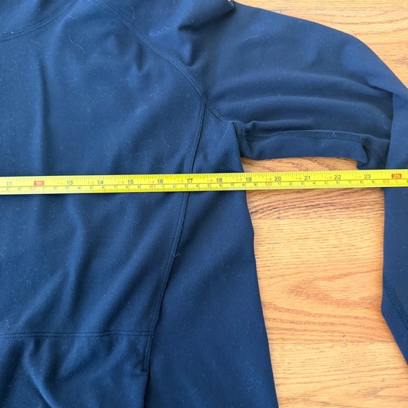 Lululemon Starting Place Hoodie in Black (Size 6) - Picture 5 of 9